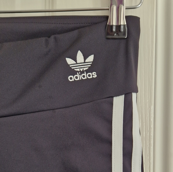 adidas Originals adicolor three stripe high waisted legging shorts Black UK 10 - Picture 2 of 4